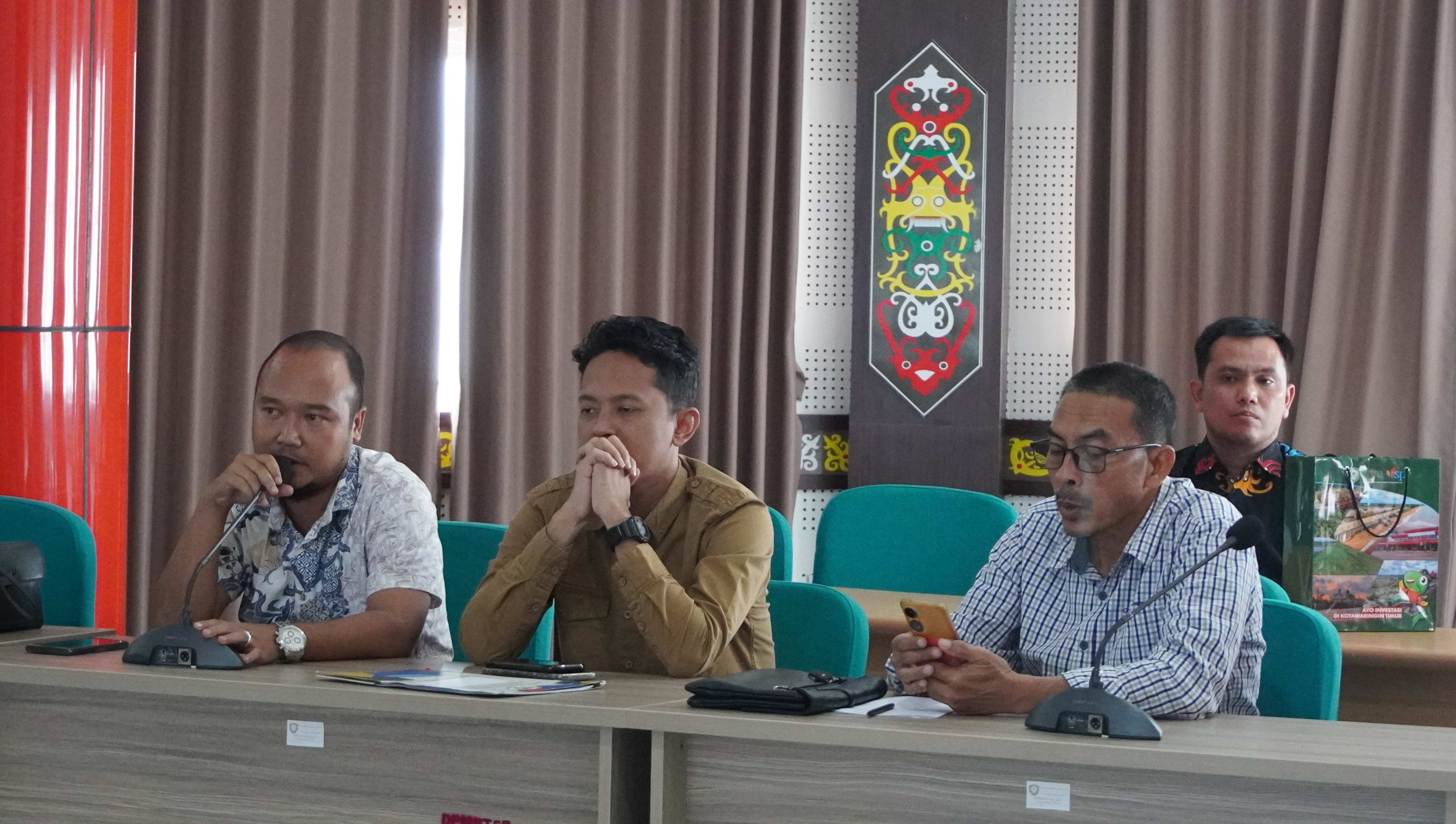 Kunjungan Kerja Unsur Pimpinan dan Anggota DPRD Seruyan